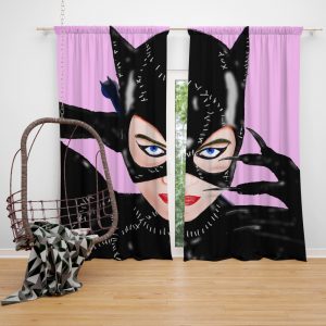 Catwoman Arkham City Michelle Pfeiffer Curtain