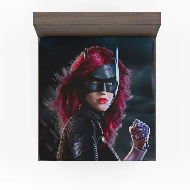 Batwoman TV Show Poster: Kate Kane Mysterious Persona Fitted Sheet