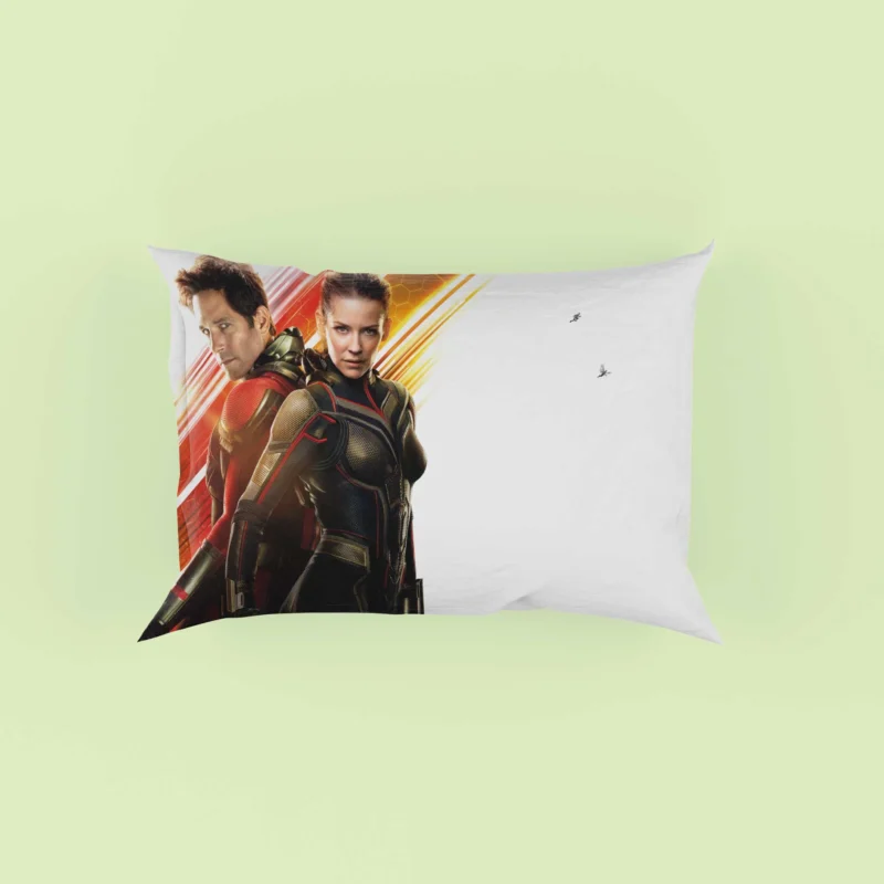 Ant-Man and the Wasp: Marvel Tiny Heroes Unite Pillow Case