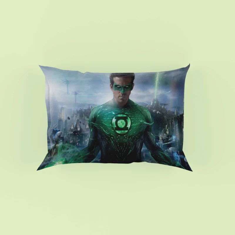 Green Lantern Movie: Ryan Reynolds as Hal Jordan DC Comics Pillow Case